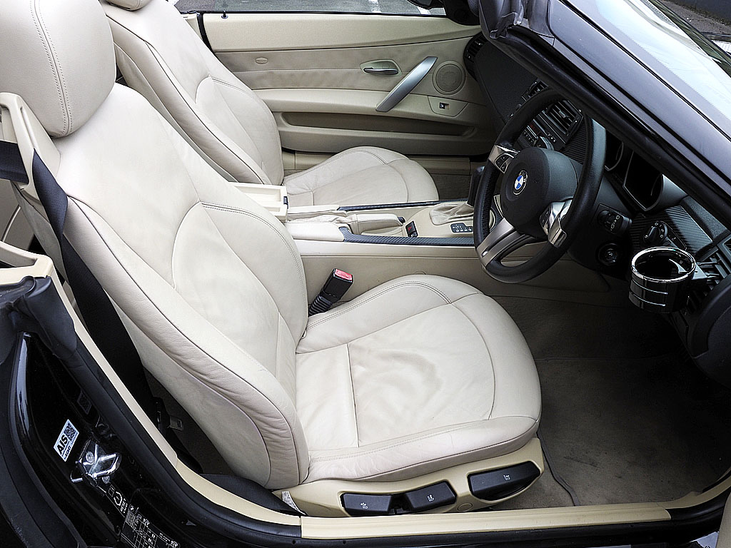 BMW Z4 ���[�h�X�^�[2.5i