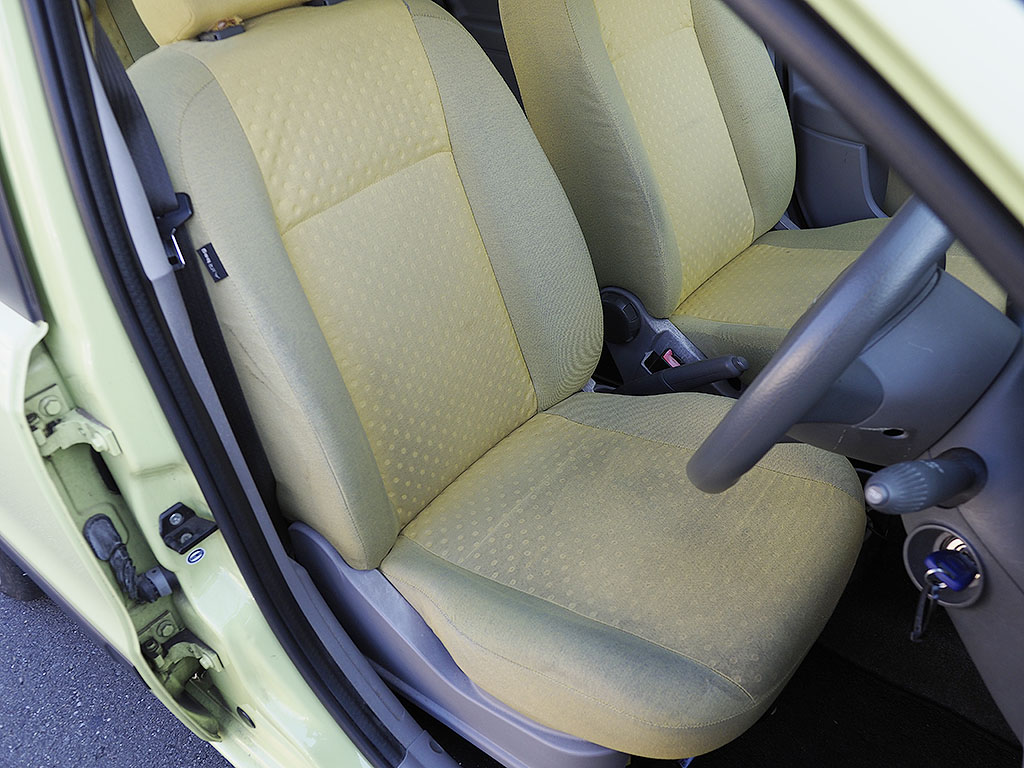 �t�B�A�b�g �j���[�p���_