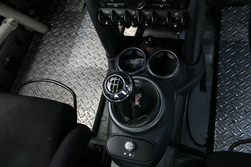 �`���[���h�~�j �n�m�d