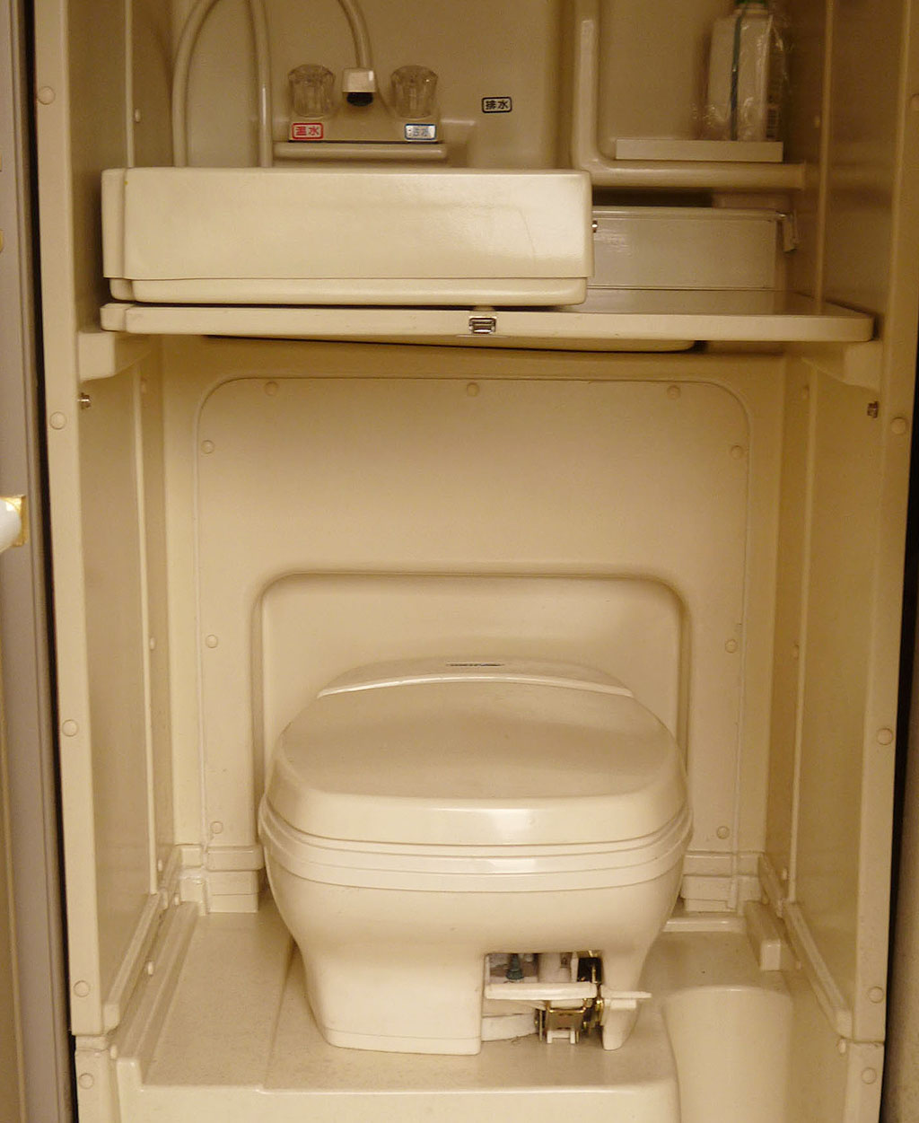 ウィネベーゴ リアルタ