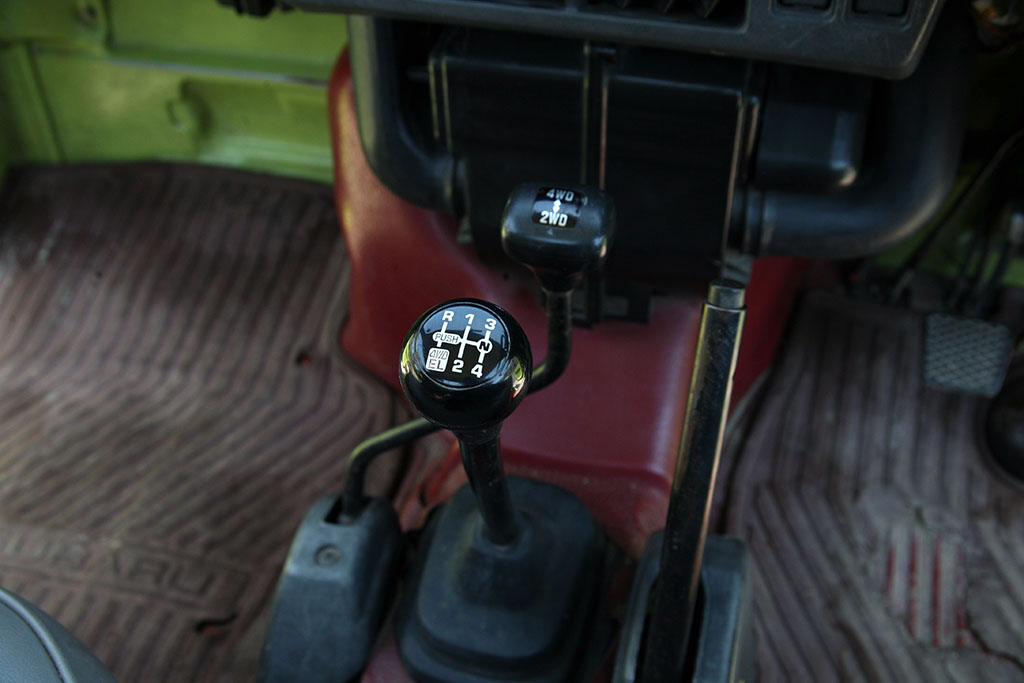 サンバートラック