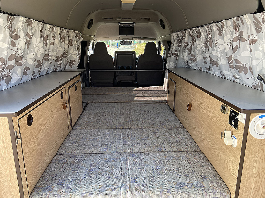 �n�C�G�[�X�o�� �L�����s���O�d�l