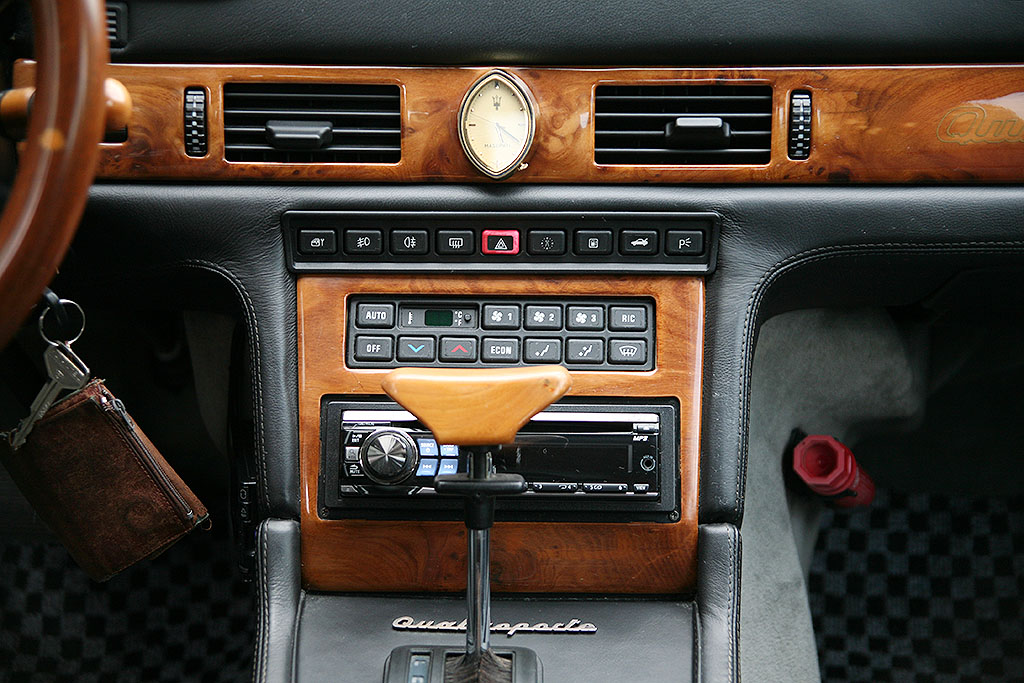 �}�Z���e�B �N�A�g���|���e