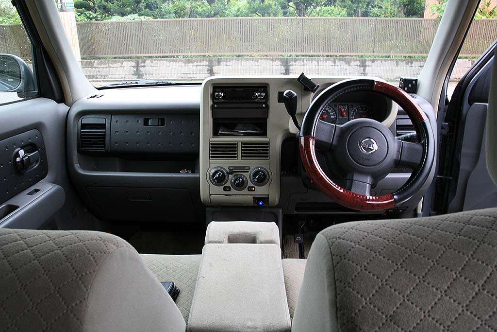 �L���[�u�������D