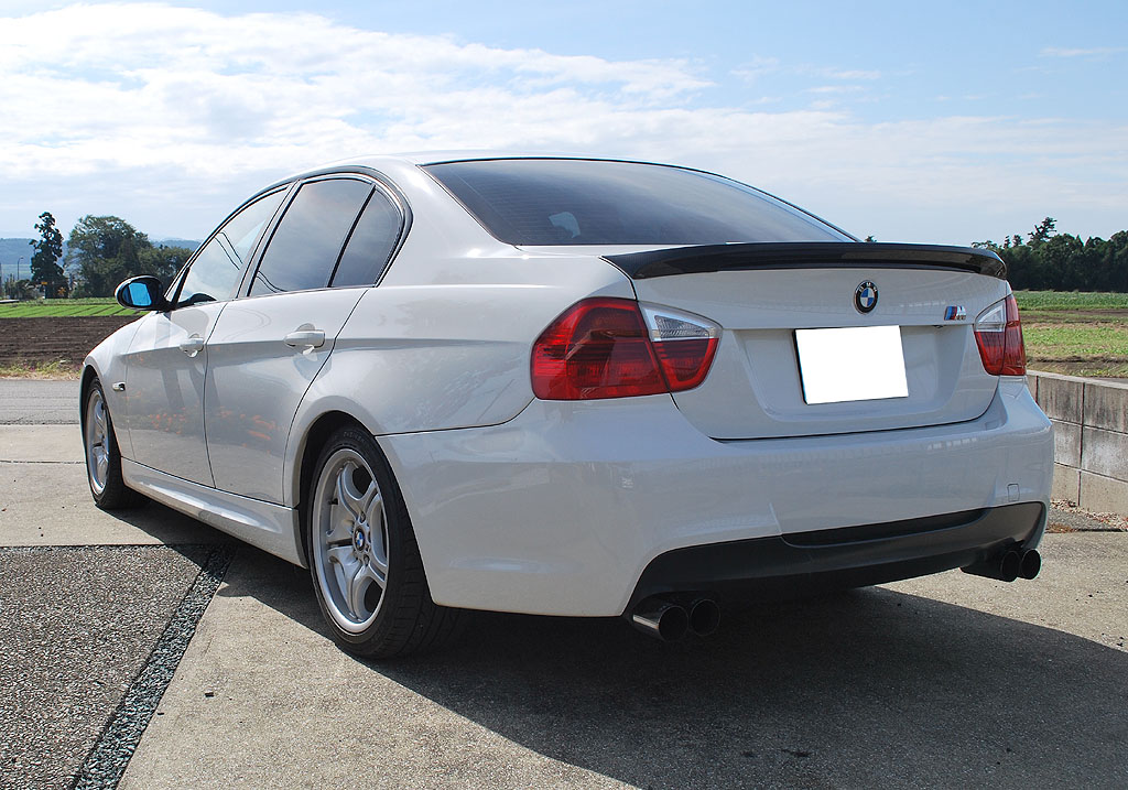 BMW320i(E90)M�X�|�[�c