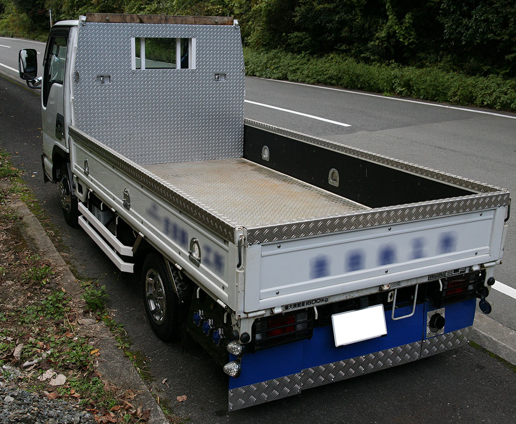 �����U�G���t1.6�����{�f�B�f�R�g��